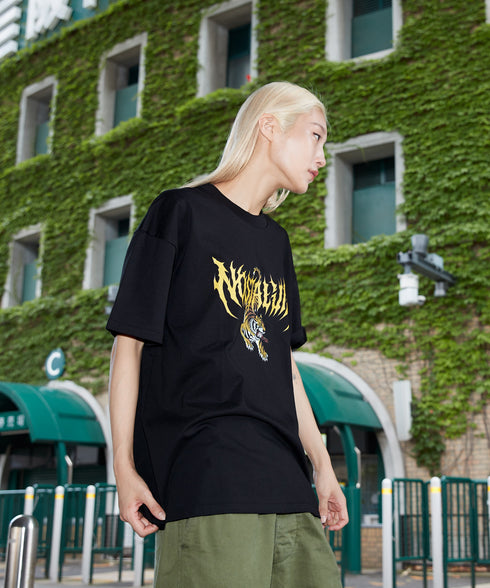 Raging Tigers / レイジングタイガースTシャツブラックスタイリング3