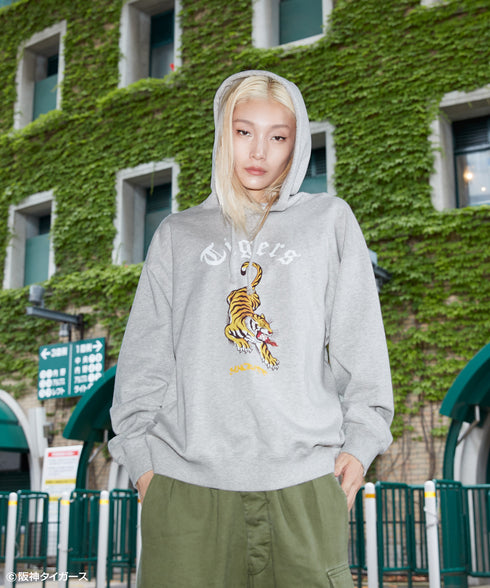 Raging Tigers / レイジングタイガースパーカーグレースタイリング3