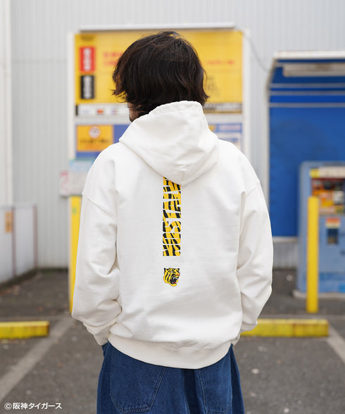 阪神タイガース90周年 × NOSTALVIA ノスタルヴィア Raging Tigers / レイジングタイガース 裏毛 パーカー 大阪
