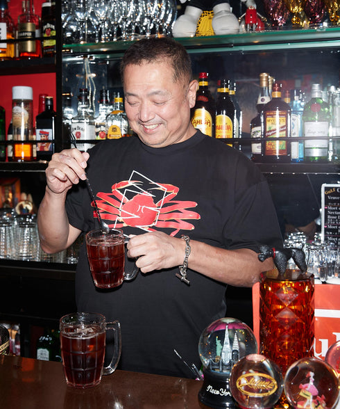 I Love Kani / アイラブカニTシャツブラックスタイリング2