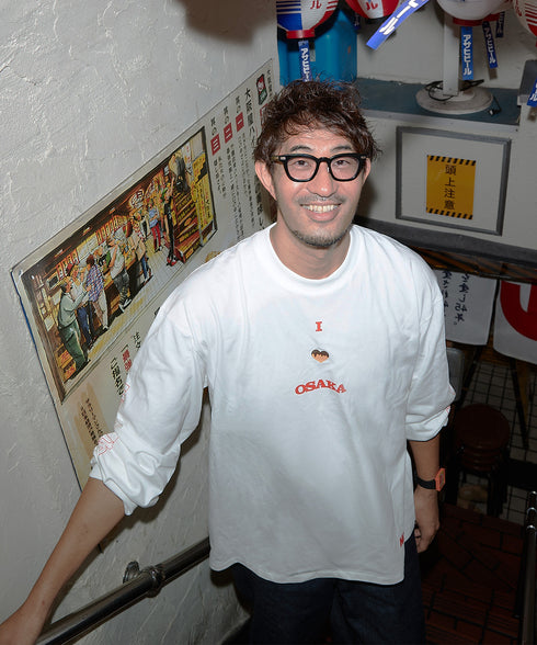 I Love Osaka / アイラブオオサカロングスリーブTシャツホワイトスタイリング3