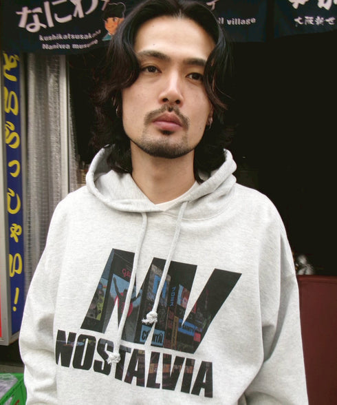 ドウトンボリ裏毛パーカー グレー スタイリング3 大阪 プレセント ギフト クリスマス 贈り物 フーディー