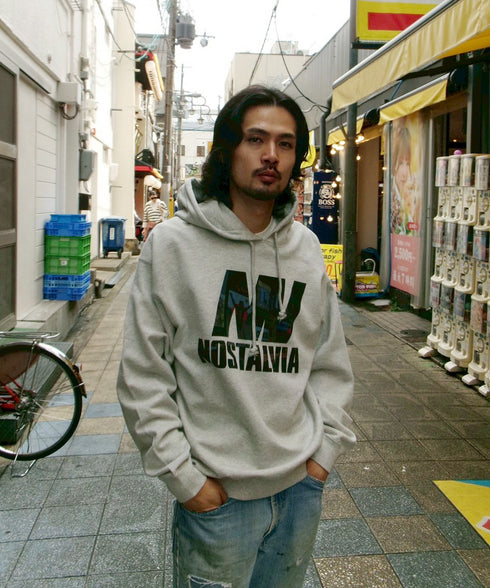 ドウトンボリ裏毛パーカー グレー スタイリング5 大阪 プレセント ギフト クリスマス 贈り物 フーディー