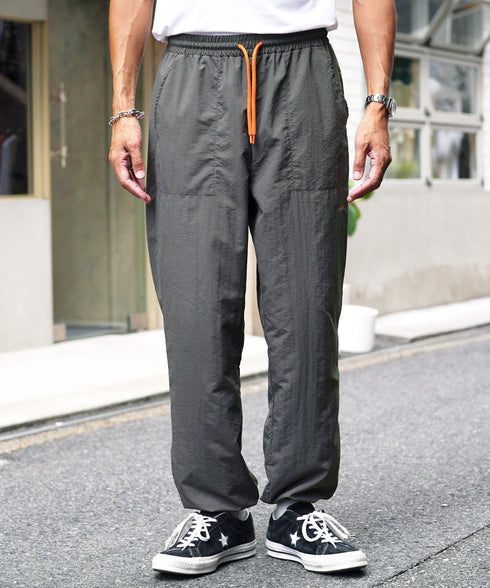 チャコール MODEL : GO 180cm 66kg Lsize