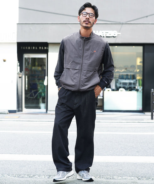 チャコール/オレンジ MODEL : GO 180cm 66kg Lsize