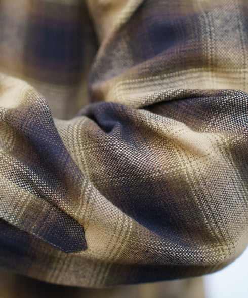 H163 / 着用サイズ:M ブラウン 着用ボトムス:217176