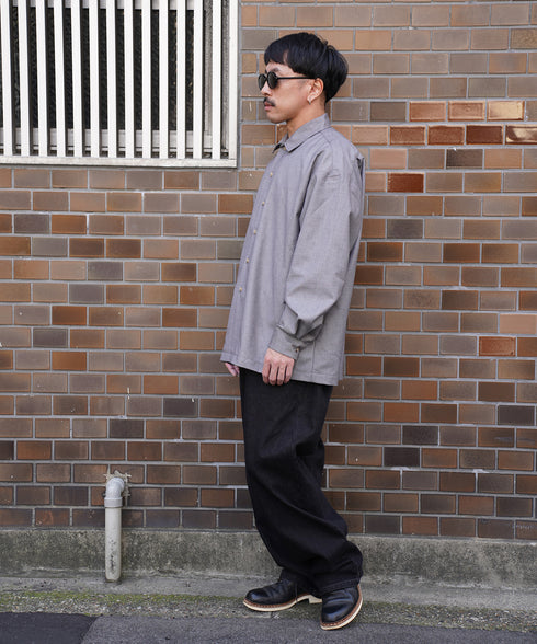 H163 / 着用サイズ: M グレー