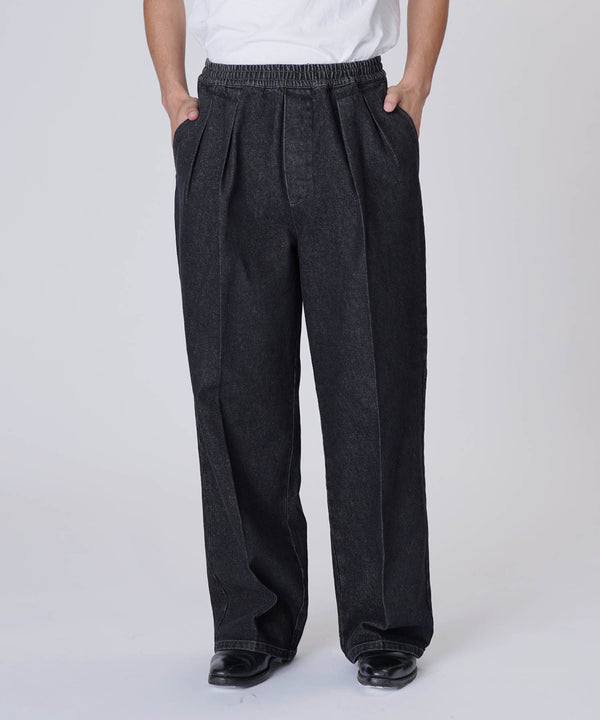 イージータックデニムスラックスブラックスタイリング1