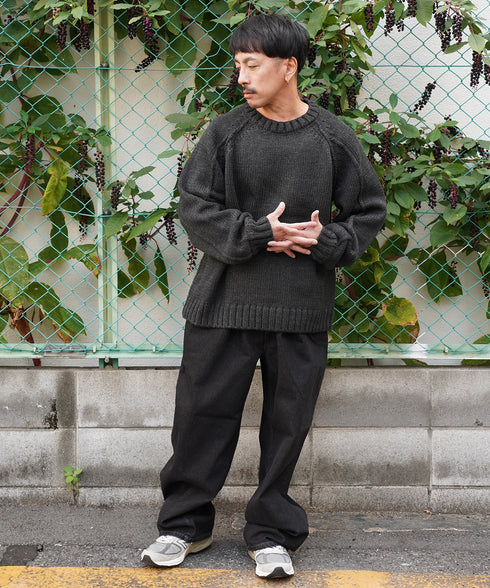 H163 / 着用サイズ: L ブラック 着用トップス:217161