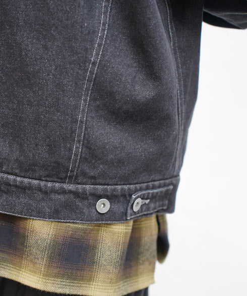 H163 / 着用サイズ:M ブラック 着用トップス:218706 着用ボトムス:217176