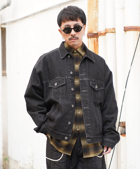 H163 / 着用サイズ:M ブラック 着用トップス:218706 着用ボトムス:217176