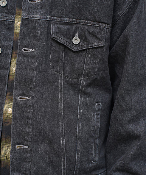 オーバーサイズトラッカージャケット