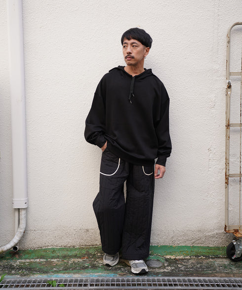 H163 / 着用サイズ: L ブラック 着用ボトムス:217176