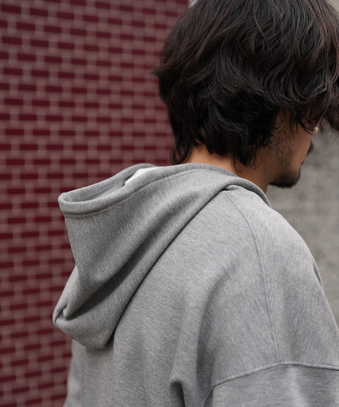 H175 / 着用サイズ: L グレー 着用ボトムス:218713