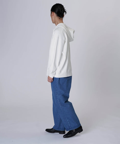 H174 / 着用サイズ: L ホワイト 着用ボトムス:218711