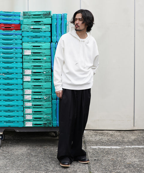 H175 / 着用サイズ: L ホワイト 着用ボトムス:218717