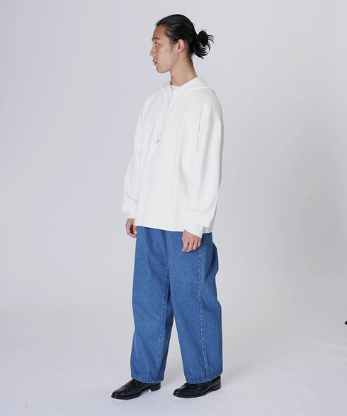 H174 / 着用サイズ: L ホワイト 着用ボトムス:218708