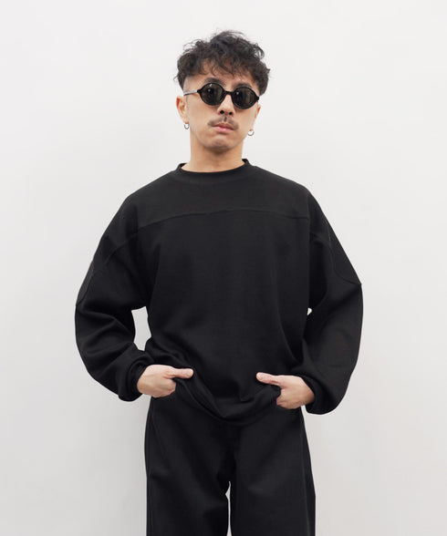 H163 / 着用サイズ:S ブラック 着用ボトムス:218732