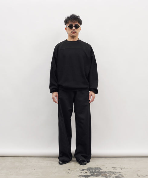 H163 / 着用サイズ:S ブラック 着用ボトムス:218732