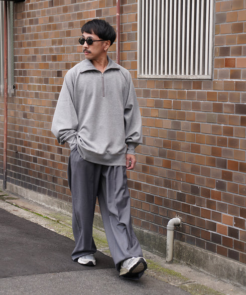 H163 / 着用サイズ: M グレー ボトムス:218717