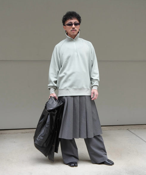 H163 / 着用サイズ:S グリーン