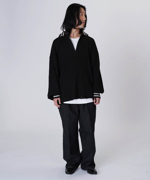 オーバーサイズポロニットブラックスタイリング5