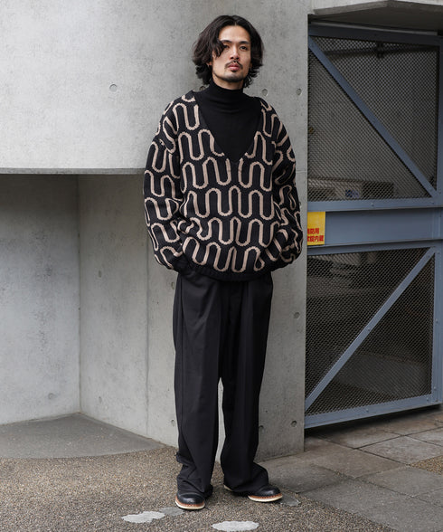 H175 / 着用サイズ:L ブラック 着用トップス:217150