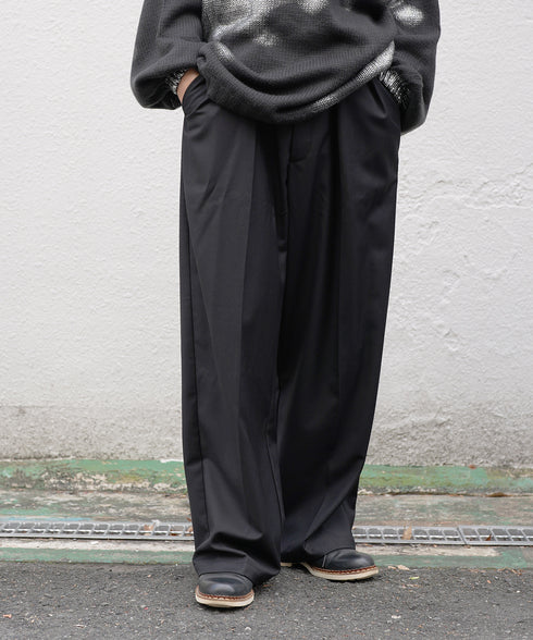 H175 / 着用サイズ:L ブラック 着用トップス:217172