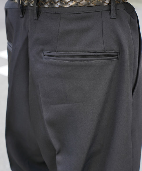 H163 / 着用サイズ: L ブラック