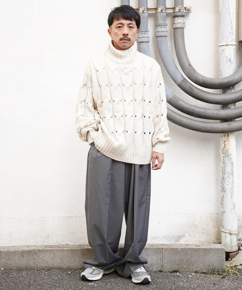 H163 / 着用サイズ:L グレー 着用トップス:217162