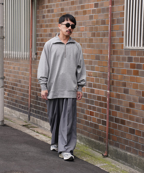 H163 / 着用サイズ: L グレー トップス:218715