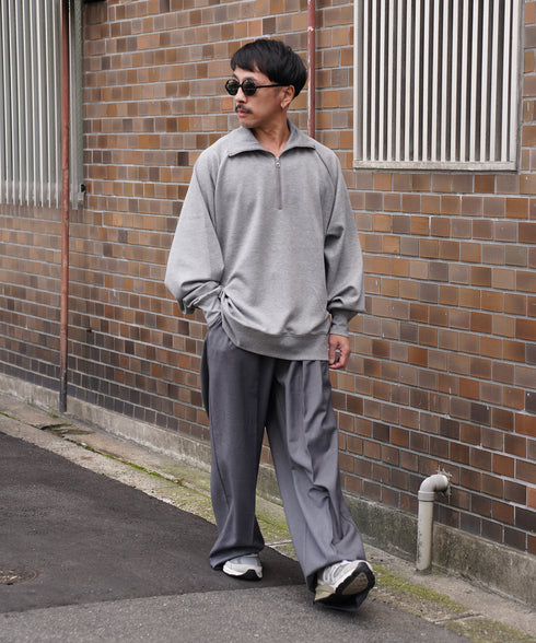 H163 / 着用サイズ: L グレー トップス:218715