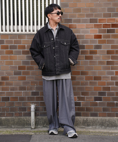 H163 / 着用サイズ: L グレー トップス:218715 アウター:218710