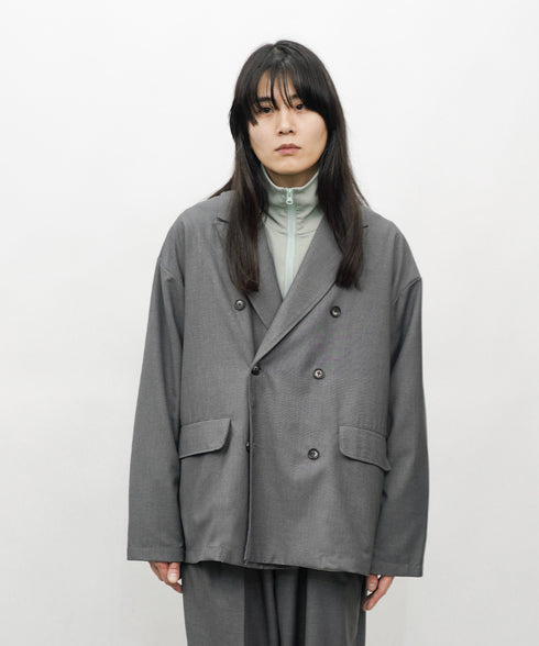 H177 / 着用サイズ:L グレー 着用トップス:218715 着用ボトムス:218717