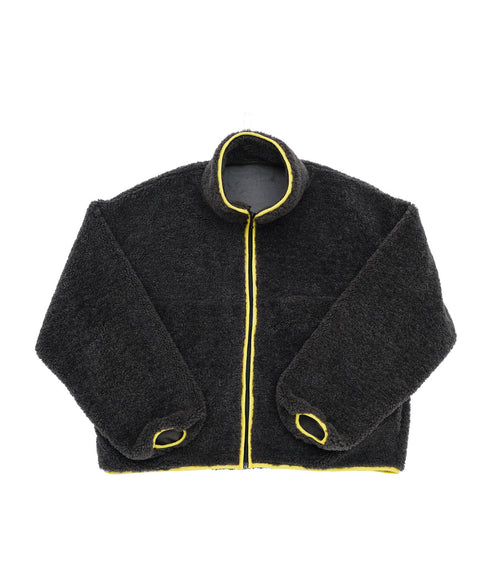 チャコールグレー