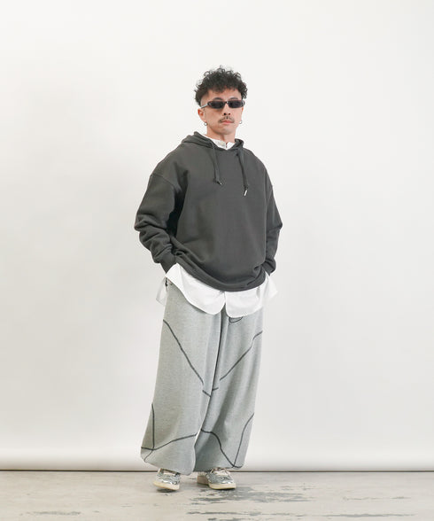 H163 / 着用サイズ:S スミクロ 着用トップス:218518 着用ボトムス:217618