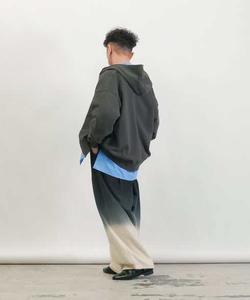 H163 / 着用サイズ:S スミクロ 着用トップス:218518 着用ボトムス:217640