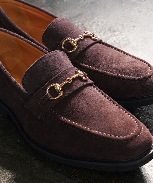 本革ローファー