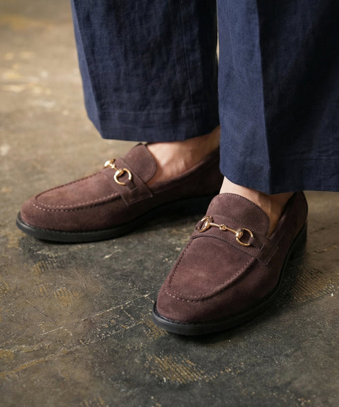 本革ローファー