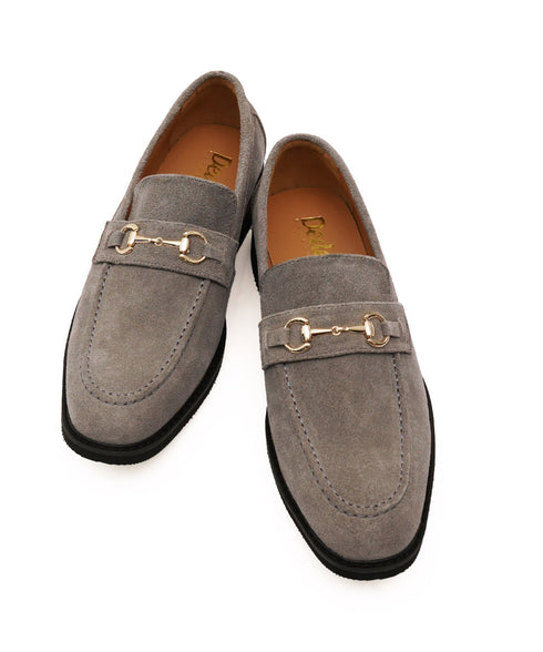 本革ローファー