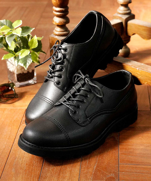 レースアップ ストレートチップシューズ│軽量 通学通勤 紐靴 軽い 疲れない 汚れない 黒 学生 30代 40代 合皮 革靴 ビジネスシューズ