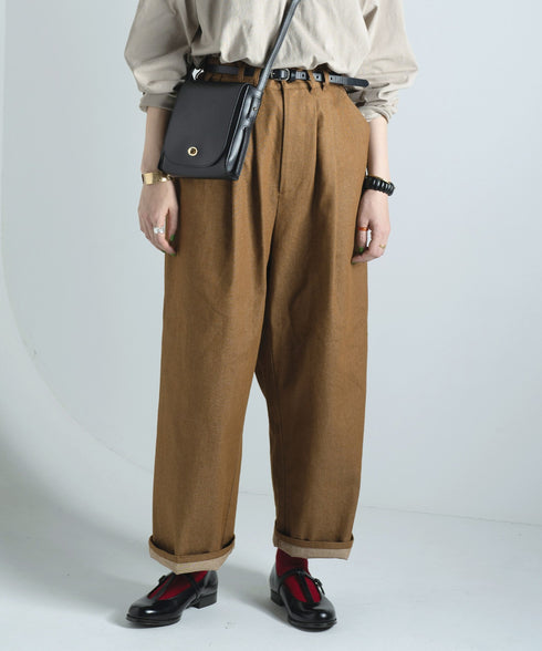 H167 / 着用サイズ: M*ブラウン トップス:217648