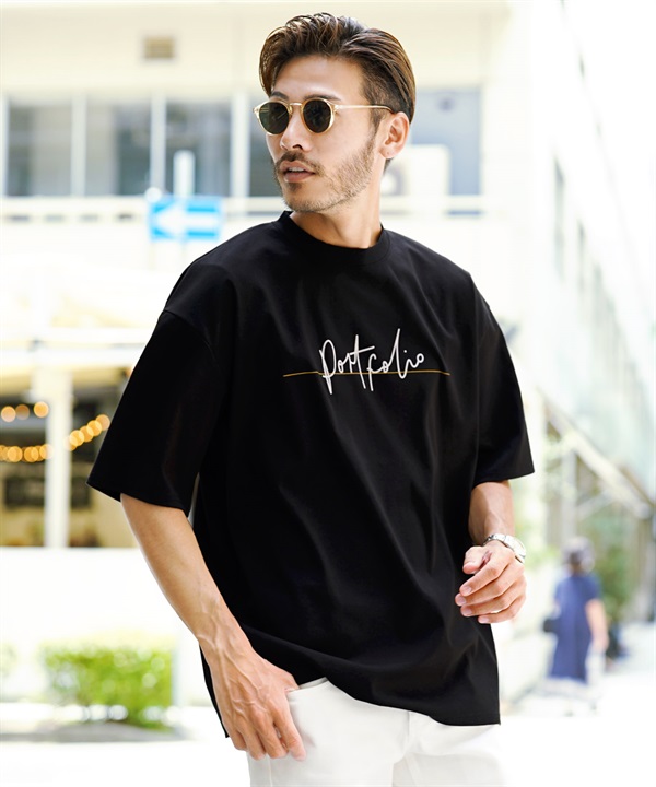 portfolioロゴプリントTシャツ(ブラック-フリーサイズ)