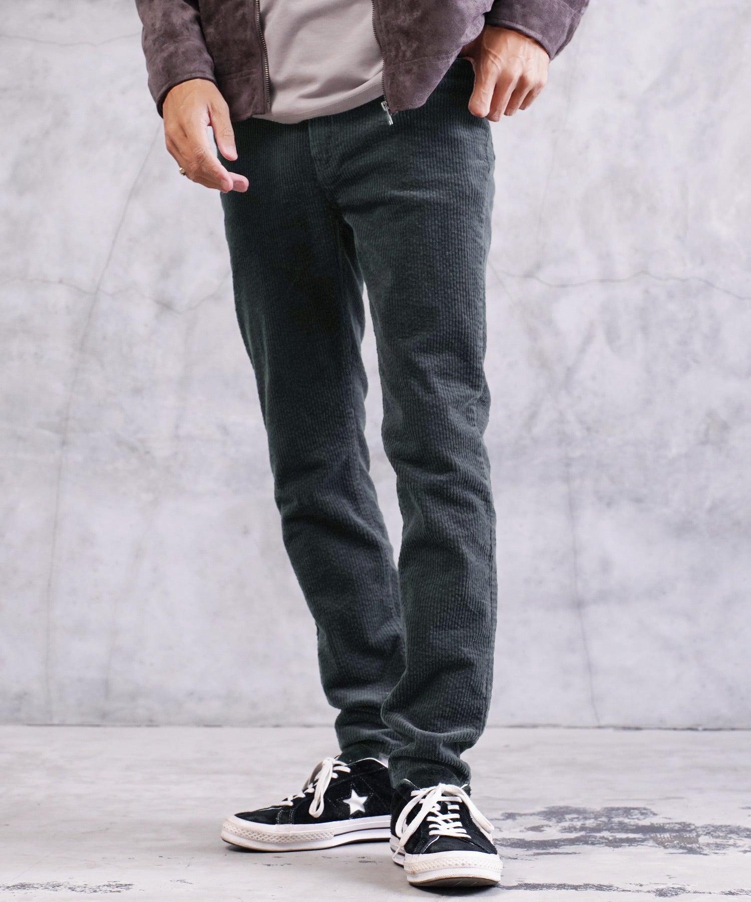 ONLINE RELEASE DATE ｜overE/オーバーイー |胸が大きな女性の