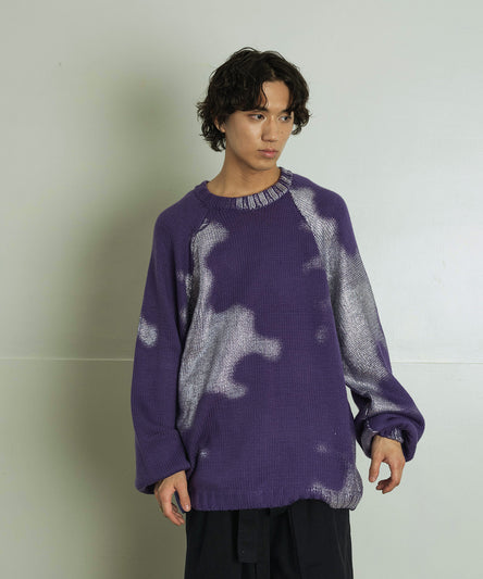 シルバー箔 グラデーショングラフィックプリント クルーネックニット