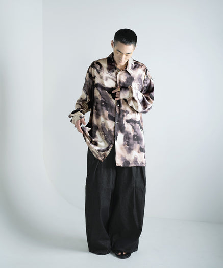 レギュラーカラー アブストラクト グラフィック LS シルクタッチ カバーシャツ