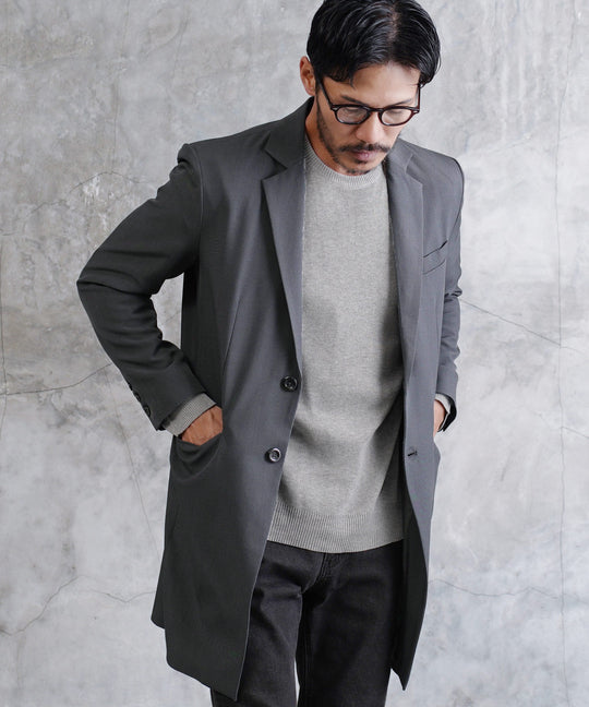 グレー MODEL : GO 180cm 66kg Lsize